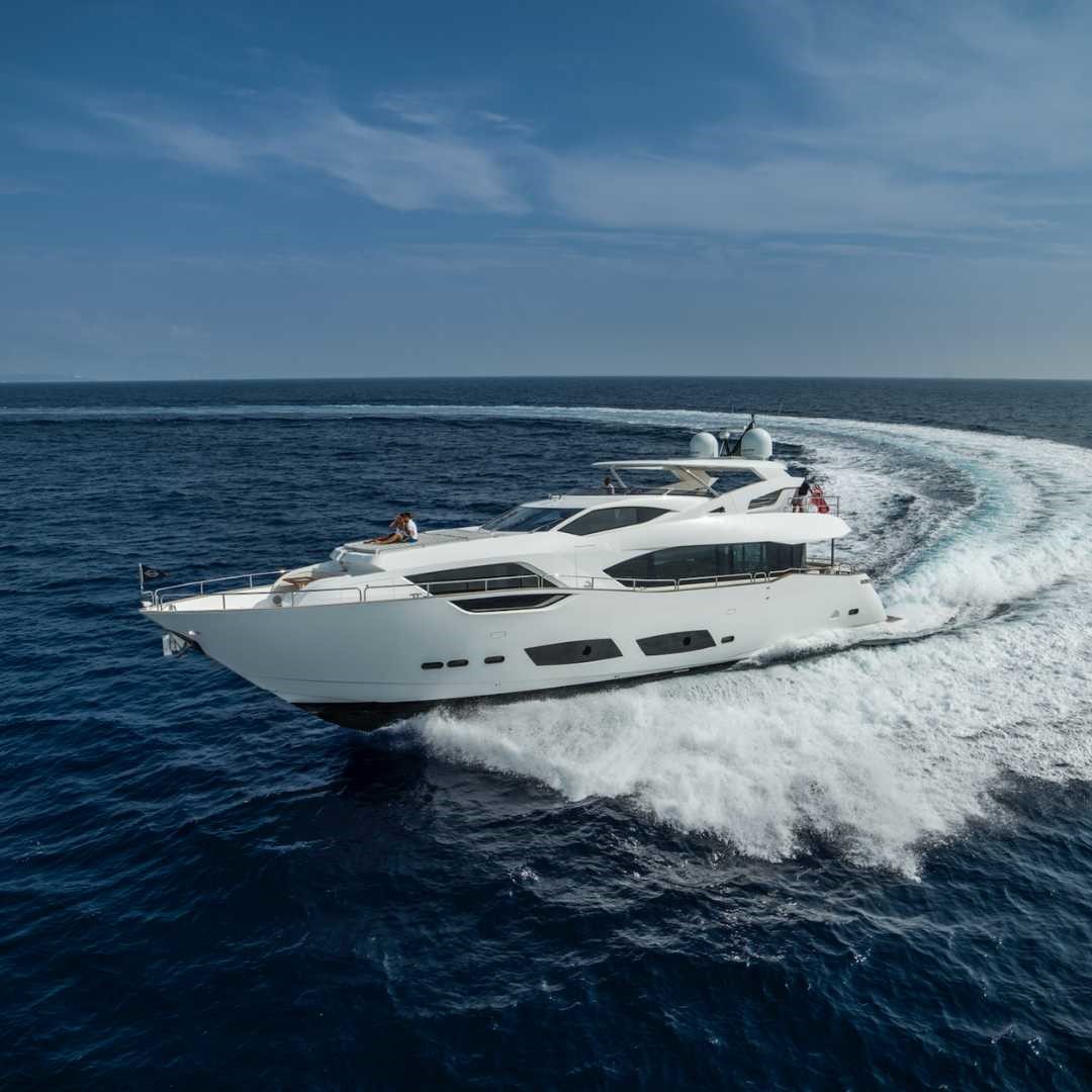 2008 Benetti 100