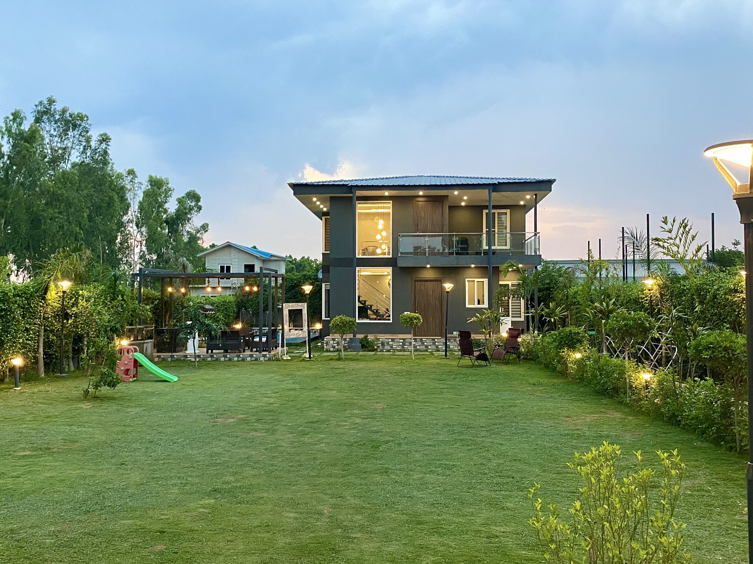 The Ultimate Luxury Farmhouse For Party in NCR - Farmhouse for Events