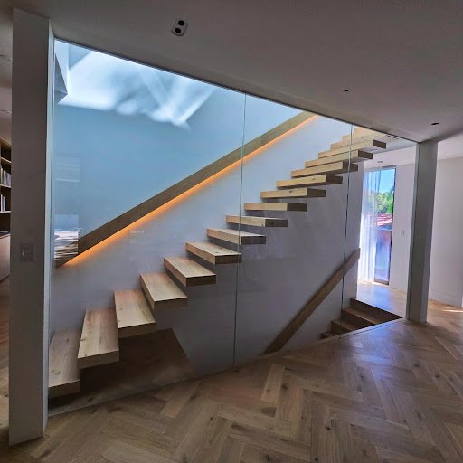 How do Frameless Glass Balustrade Partition Solutions Transform Your Space? - Trangran